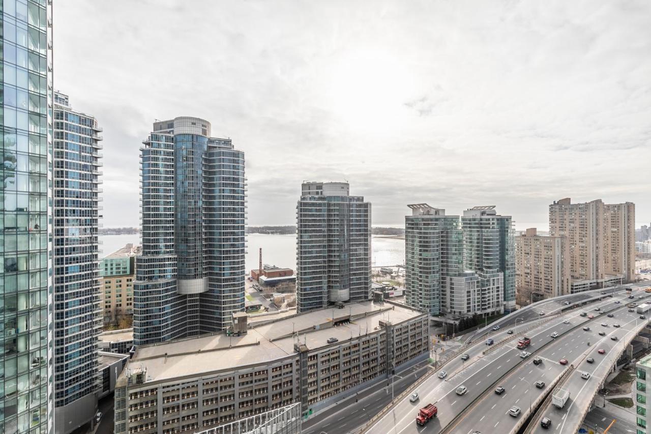 Marvelous Apartments In The Heart Of Toronto Exterior foto