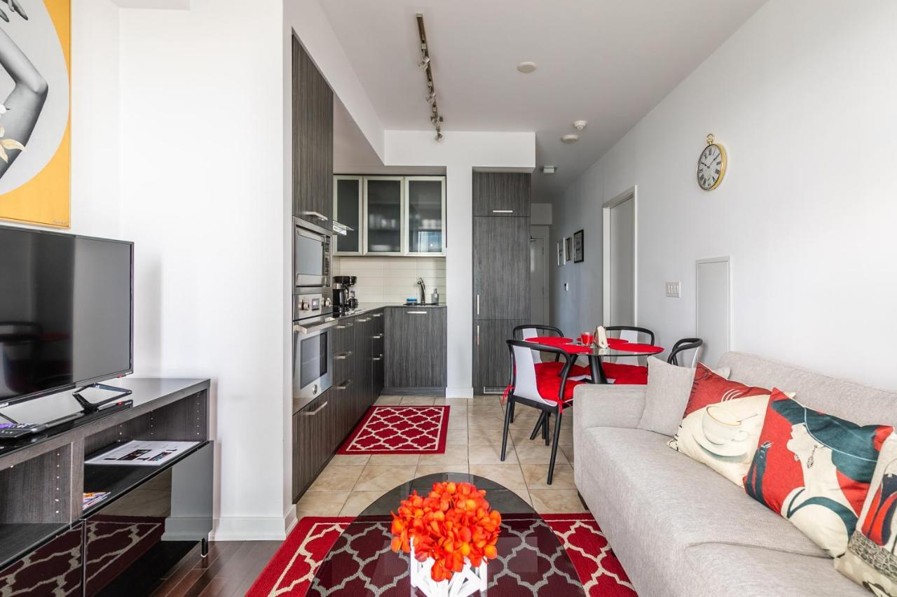 Marvelous Apartments In The Heart Of Toronto Exterior foto